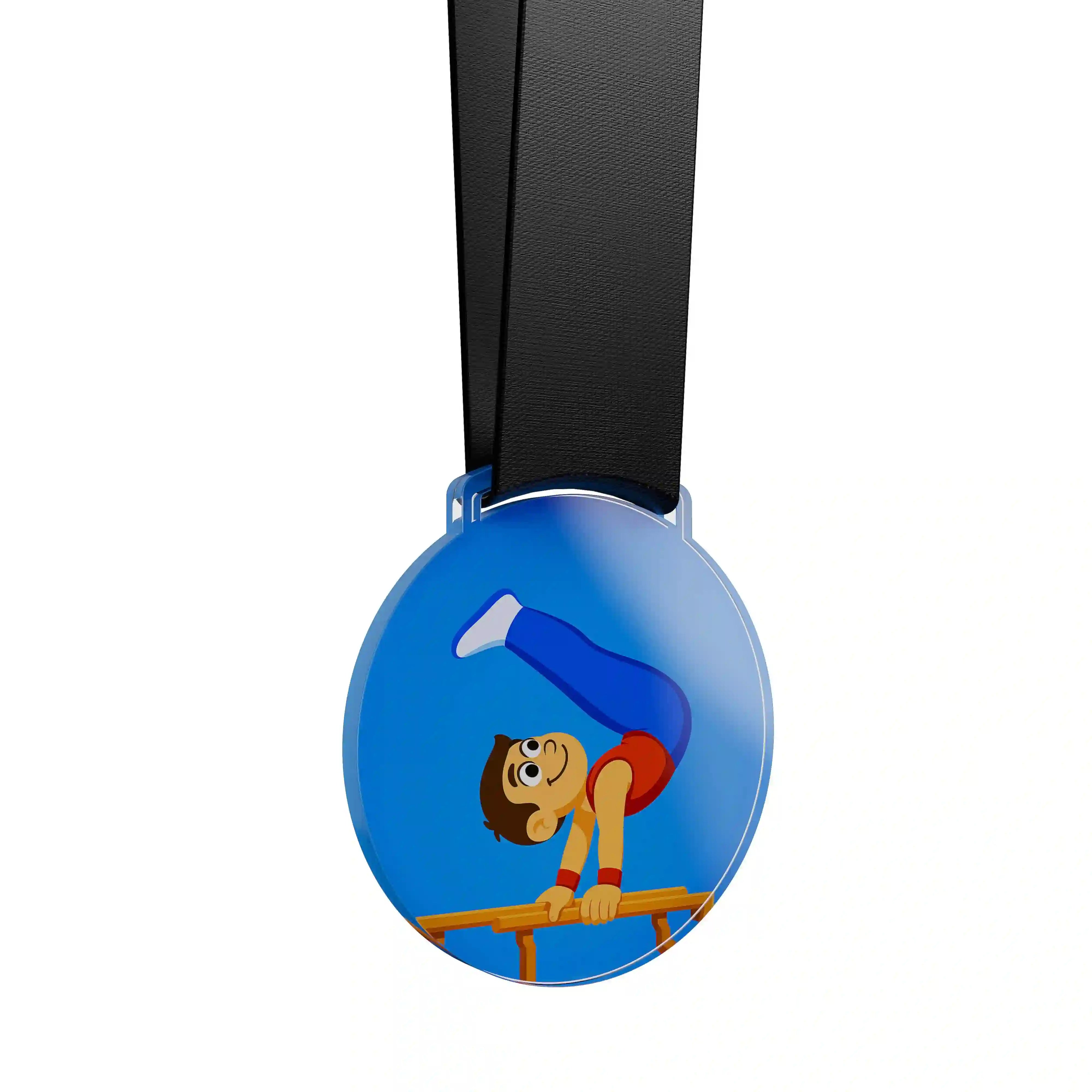 médaille acrylique d'un jeune garçon faisant de la gymnastique