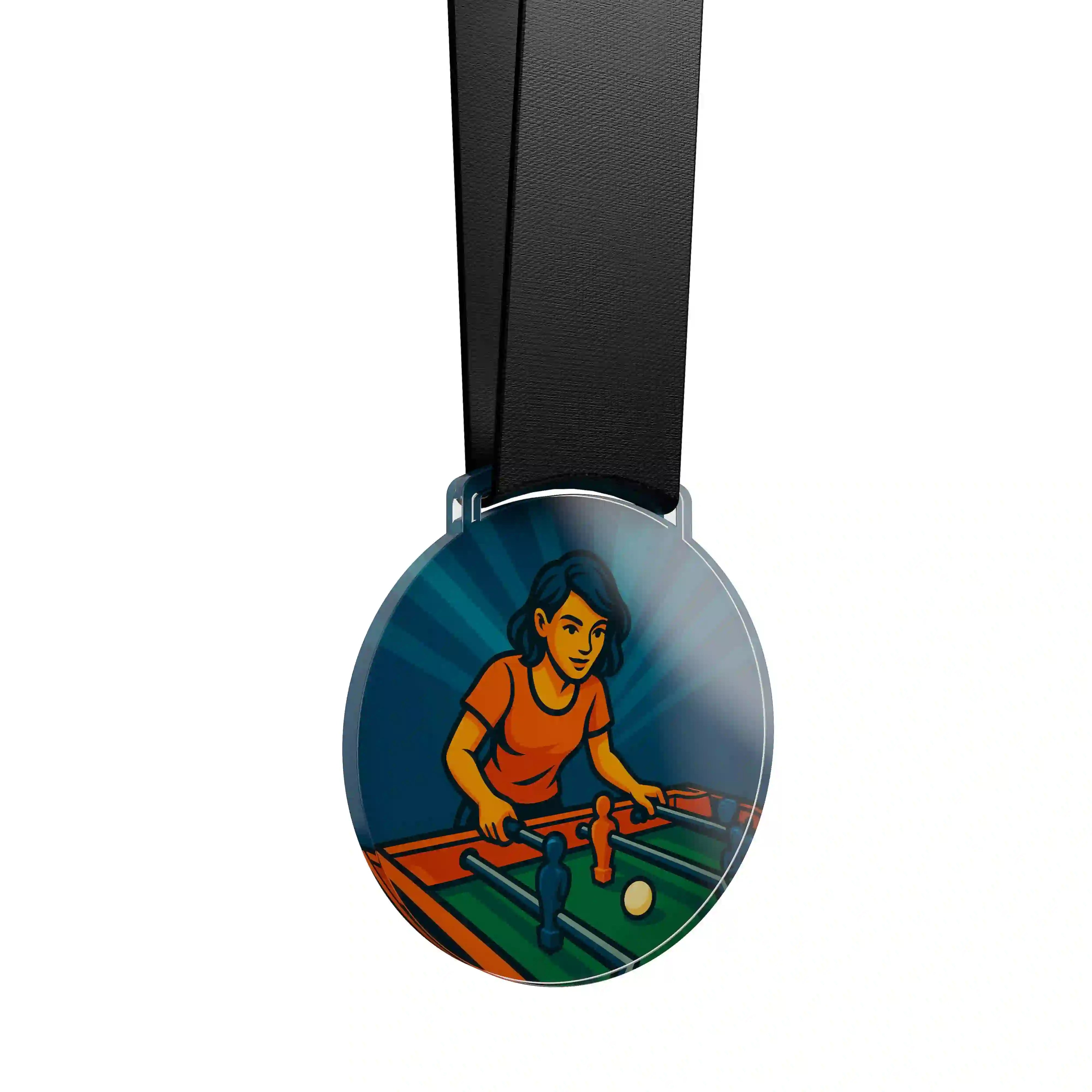 médaille en acrylique d'une femme faisant du babyfoot