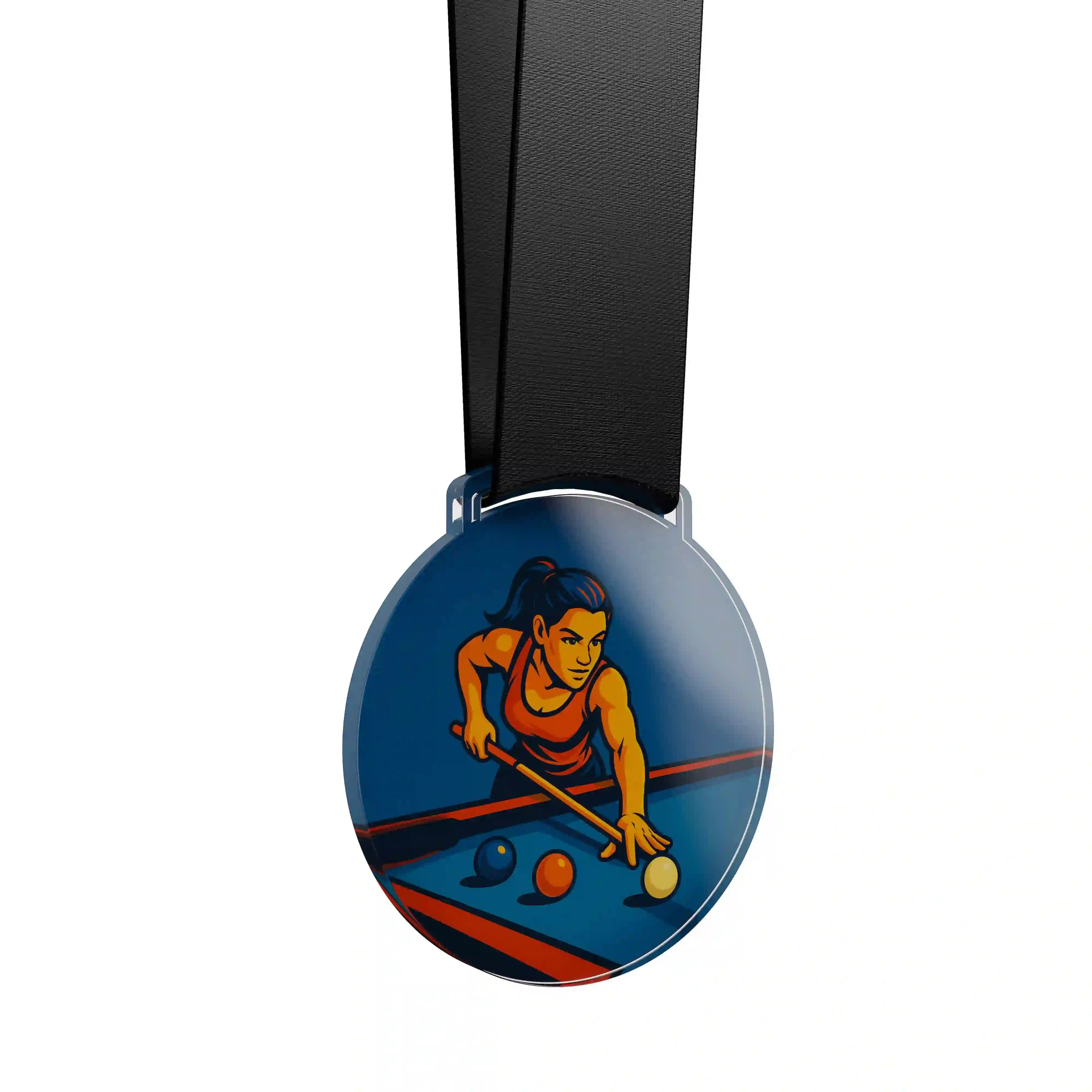 médaille en acrylique d'une femme faisant du billard